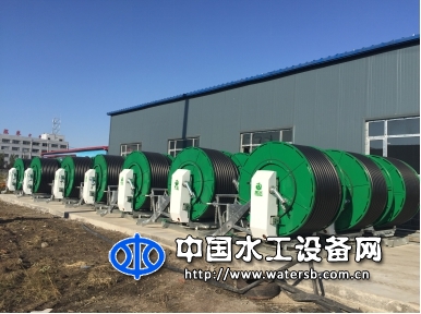 卷盤式噴灌機(jī)