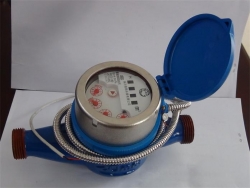 光電直讀遠(yuǎn)傳水表