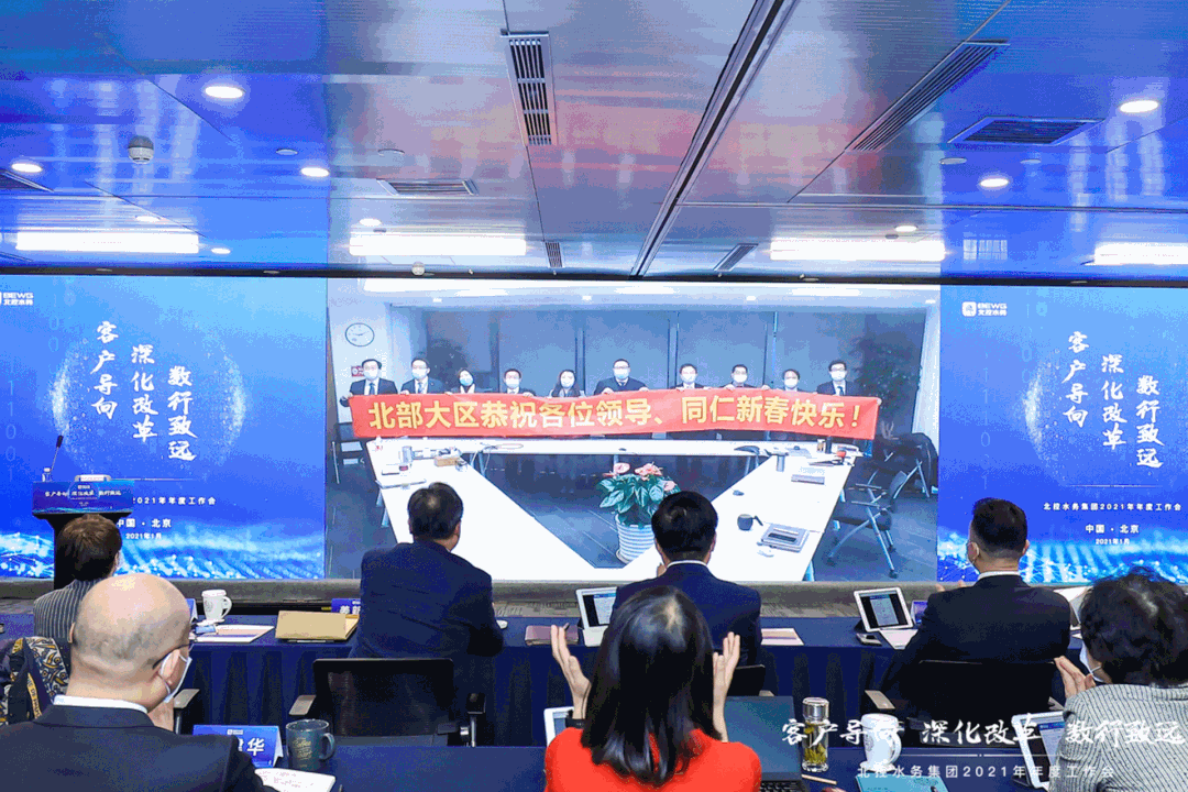 0A433C47-8980-4FBC-95AB-3D51D14F450F.gif 0A433C47-8980-4FBC-95AB-3D51D14F450F.gif